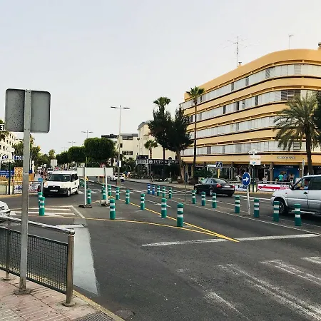 Tata Playa del Ingles (Gran Canaria)